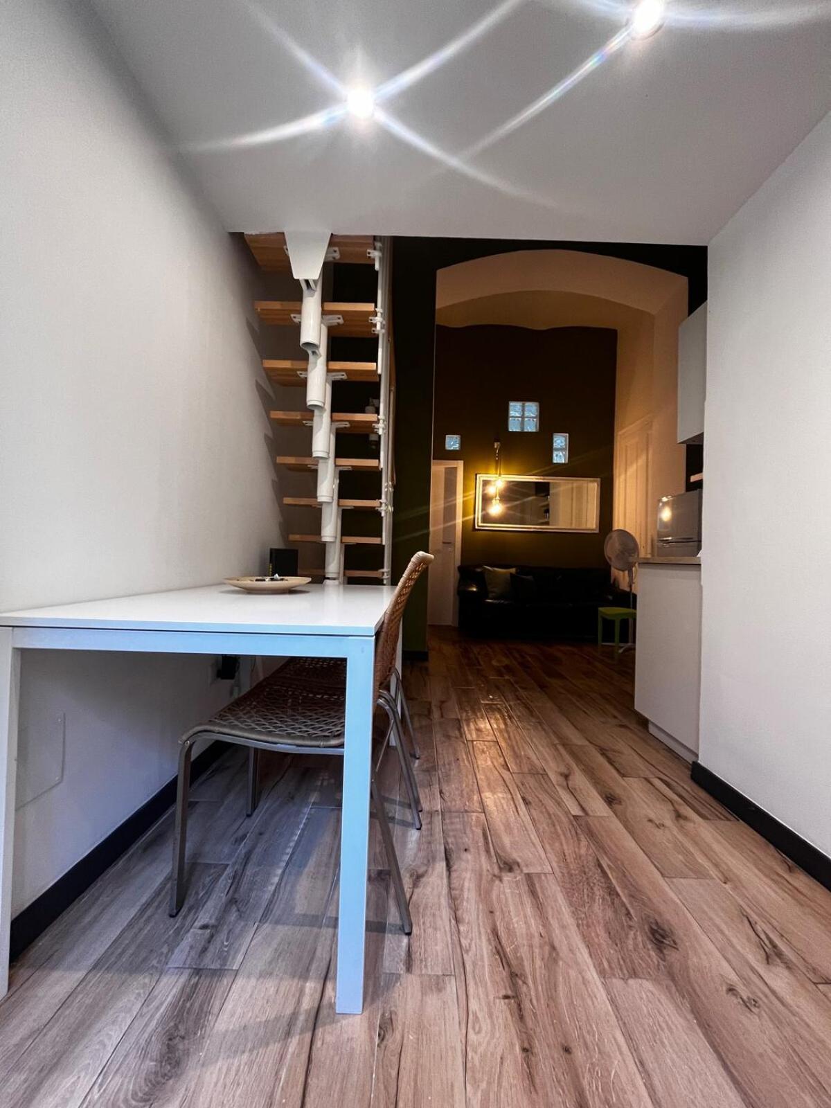 Loft Parma 10 Min A Piedi Da Pz Castello Apartment
